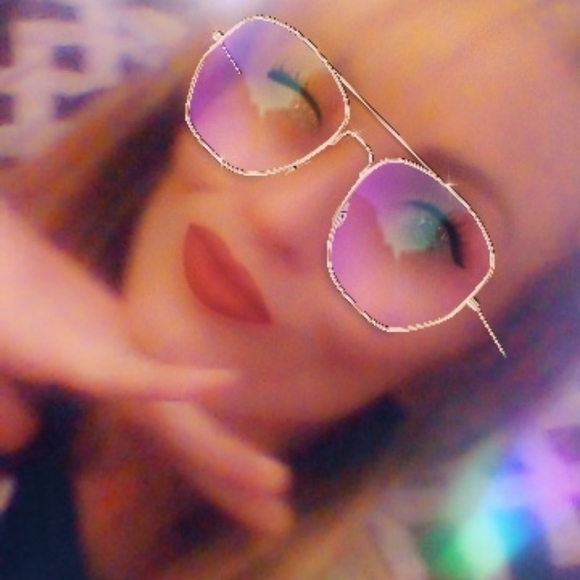 Meet your Posher, Jeri! :D - Picture 4 of 4